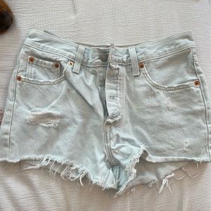 Levi’s denim shorts!